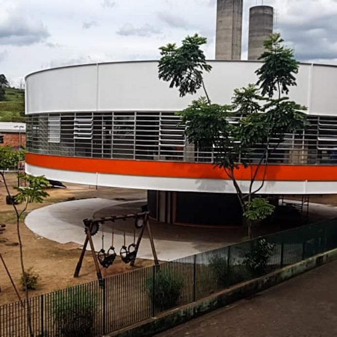 CEU Aricanduva - Pintura e reforma de piso