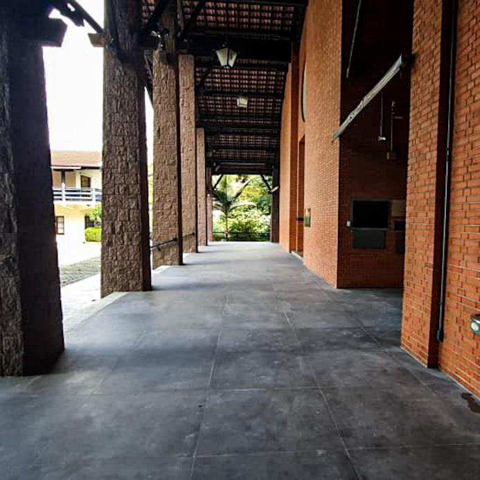 Igreja Anglicana Santo Amaro - Reforma de piso externo em porcelanato